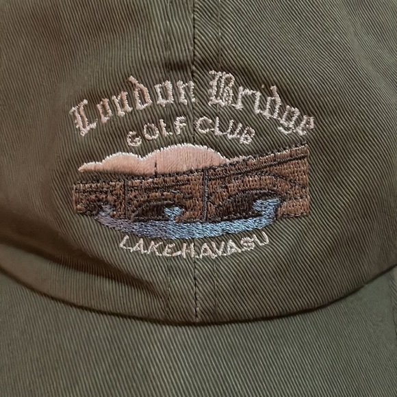 London Bridge golf club ball cap - Picture 4 of 4